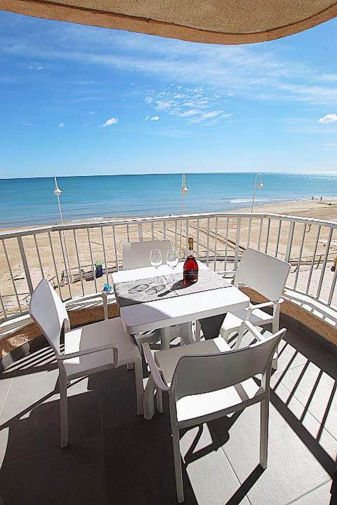 Appartement Apartamento Primera Linea Playa Centro De Guardamar à Guardamar del Segura Extérieur photo